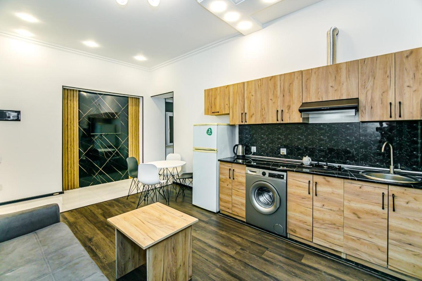 M Estate. 2 Room Home In Targovu Баку Экстерьер фото