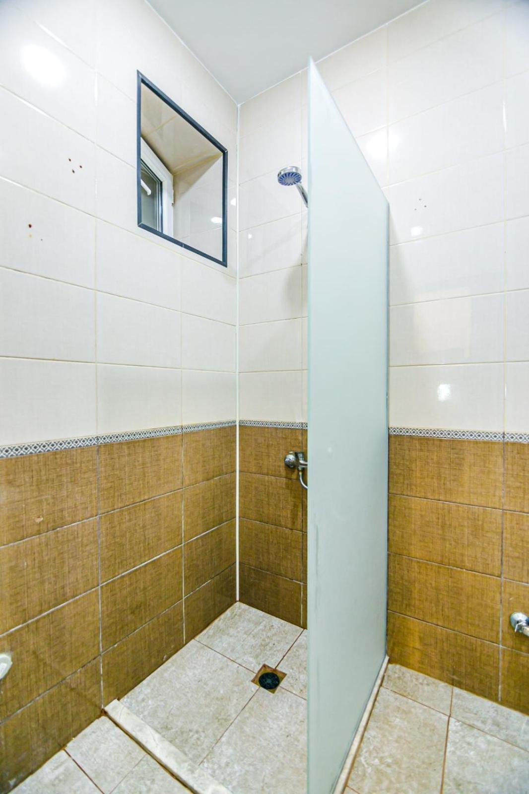 M Estate. 2 Room Home In Targovu Баку Экстерьер фото